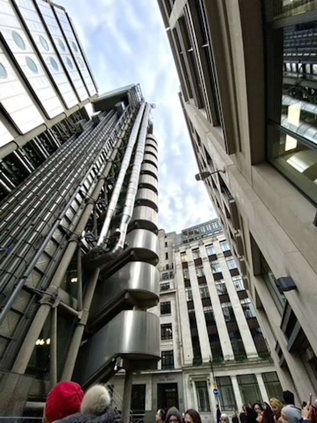 Edifici insoliti di Londra:Lloyd's Building